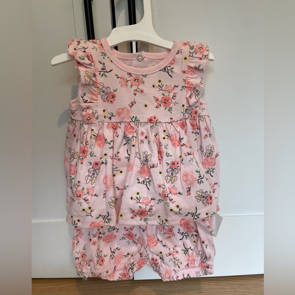 Disney Other - DISNEY BABY set